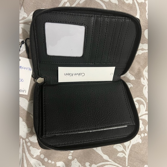 🌟NWT! Calvin Klein Wallet - Picture 3 of 5